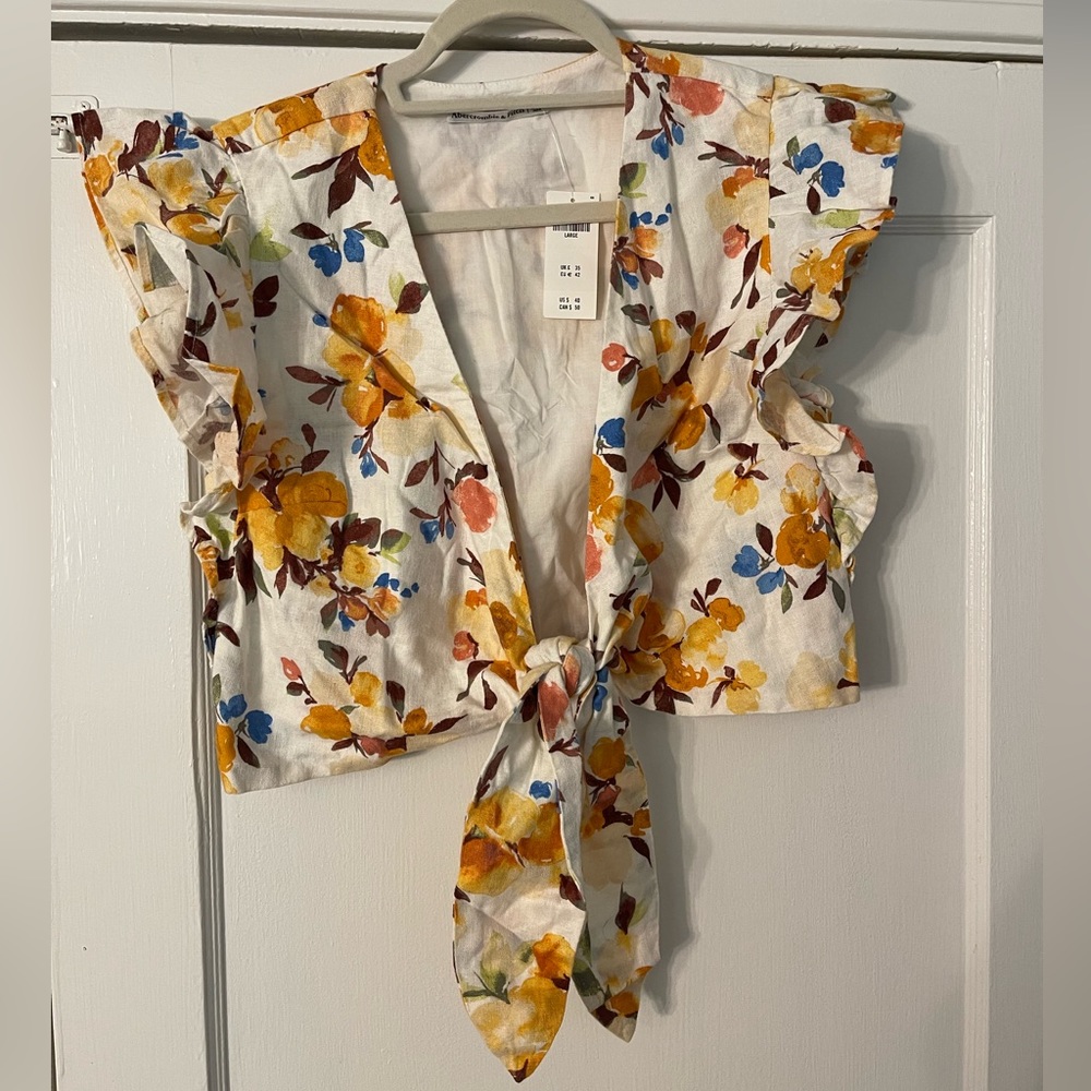 Abercrombie Tie Front Top!
